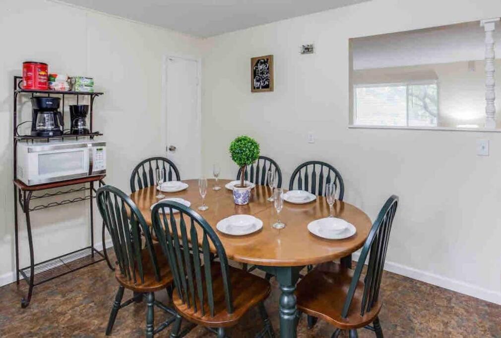 Amazing Ranch Mins Away From Airprt/Rit/Dwtn/Uofr Apartment Rochester Luaran gambar